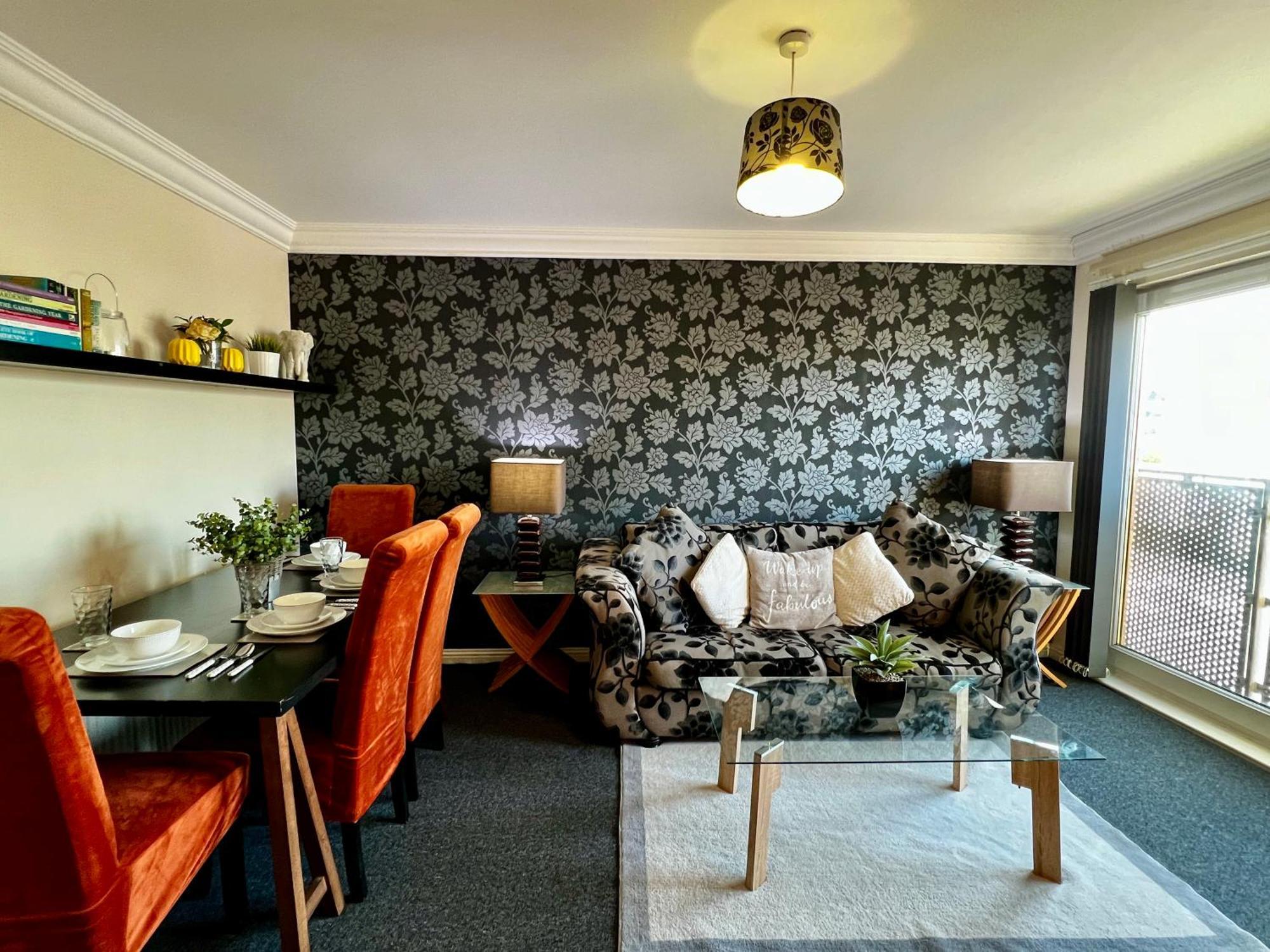 Stylish Modern Flat With Juliet Balcony & Parking Glasgow Exterior foto